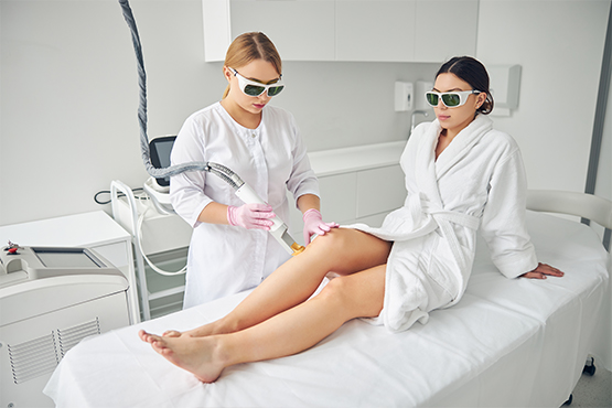 7 Common Acne Problems Blue Light Treatment Can Solve